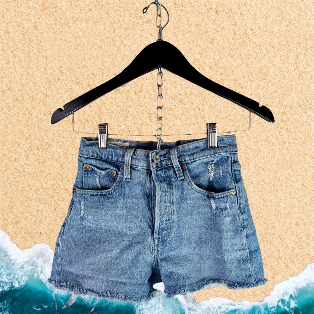 Levi's 501 Women's 24 Waist Button Fly Stonewashed Denim Raw Hem Jean Shorts